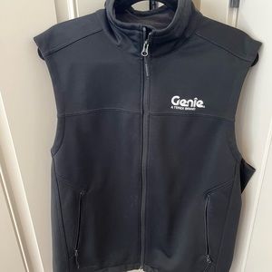 Men’s size L North Face vest